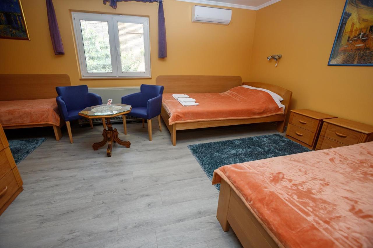 Guest House Mali Homtel Subotica Luaran gambar