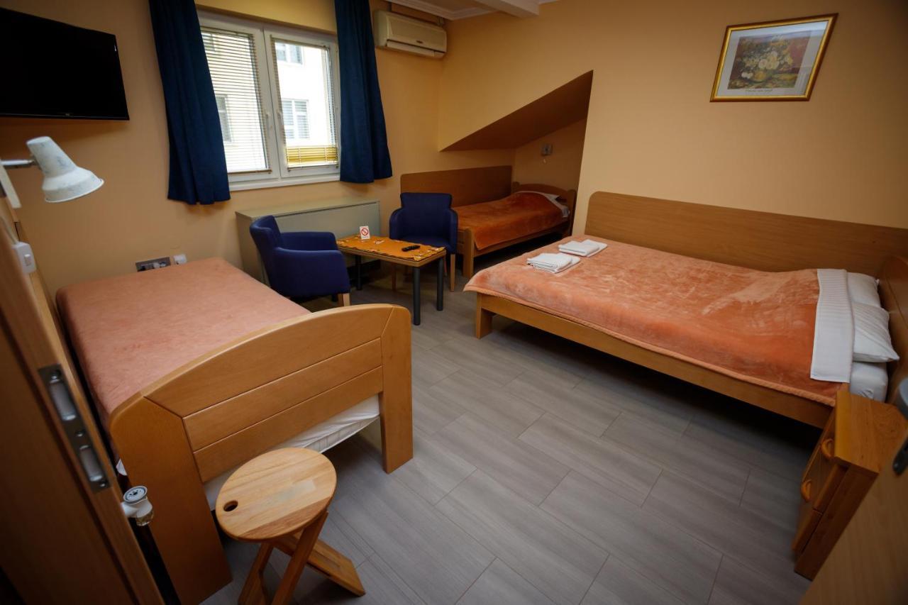 Guest House Mali Homtel Subotica Luaran gambar